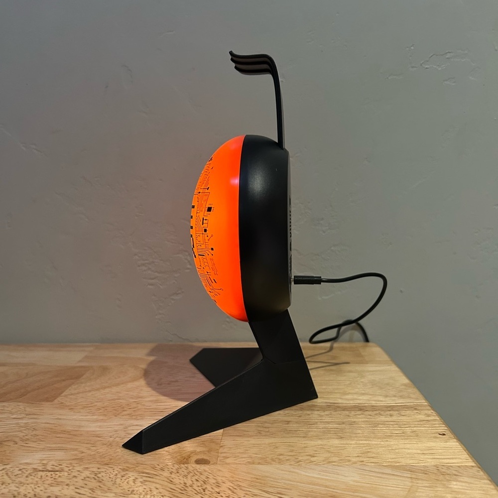 Paladone Game Over Light Up Freestanding Headphone Holder. Brand New In Box - Picture 9 of 12